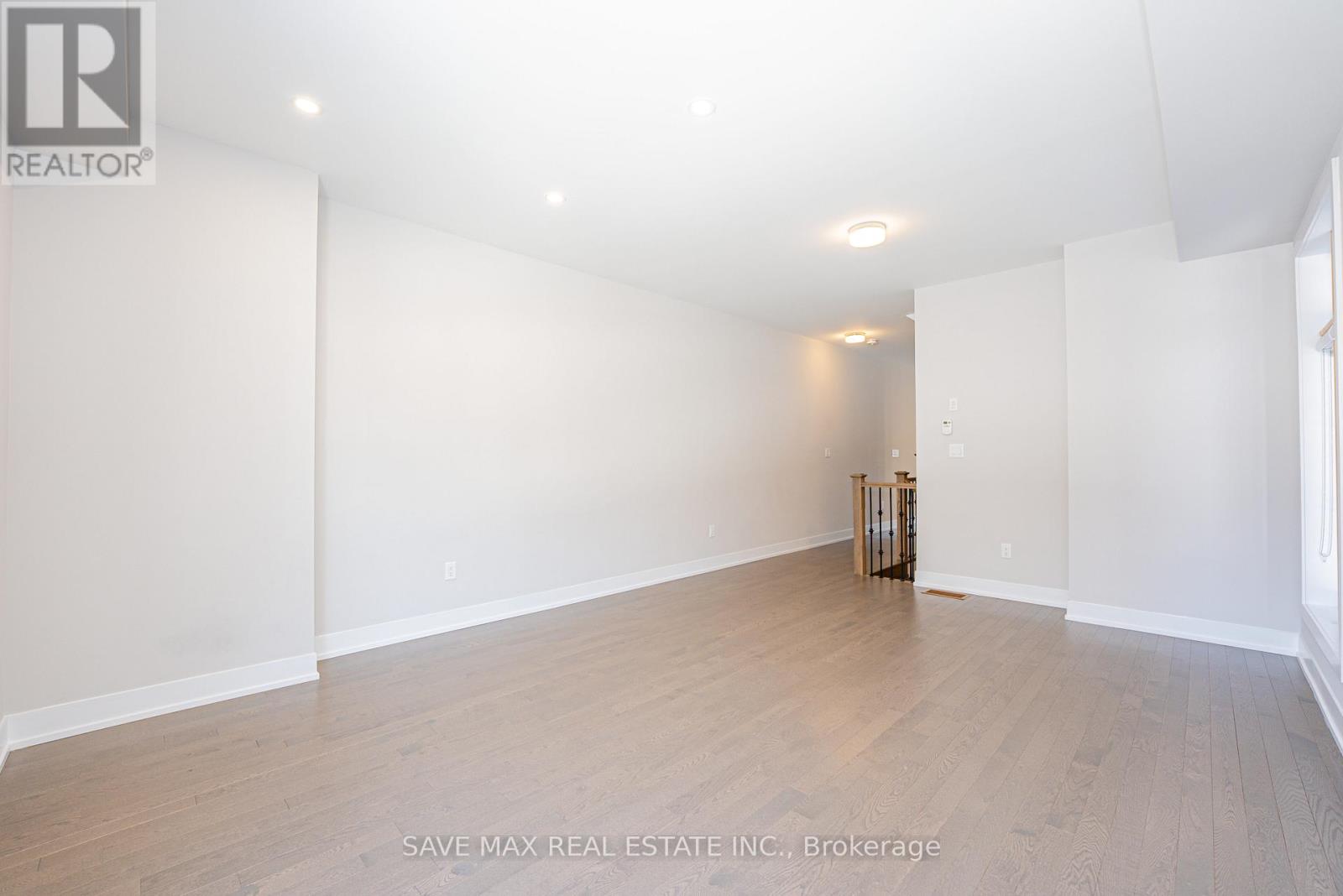 93 Cornell Rouge Boulevard, Markham, Ontario  L6B 1R1 - Photo 18 - N12613148