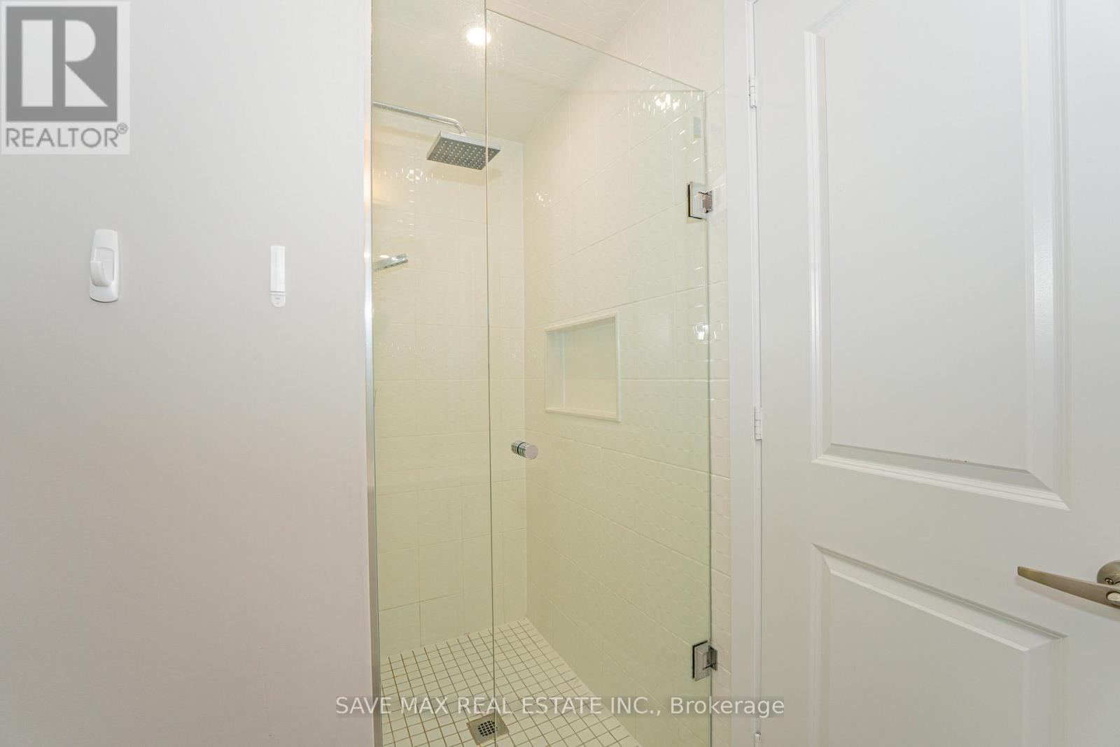 93 Cornell Rouge Boulevard, Markham, Ontario  L6B 1R1 - Photo 38 - N12613148