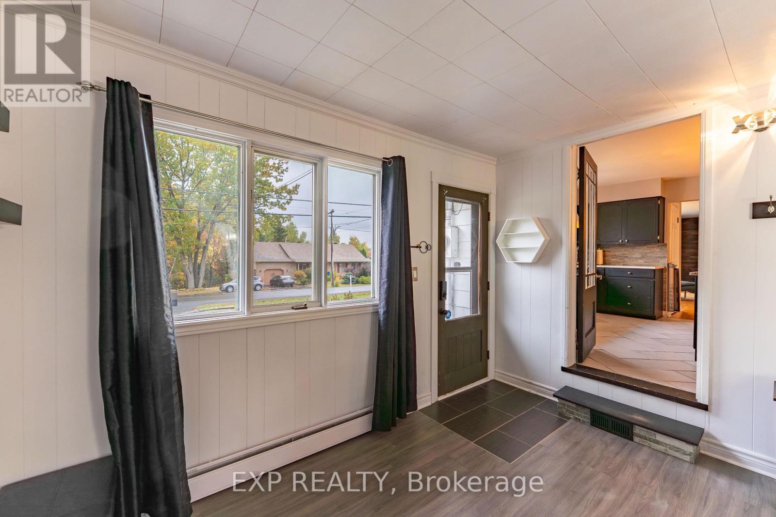 635 Front Road W, Champlain, Ontario  K0B 1K0 - Photo 8 - X12597936