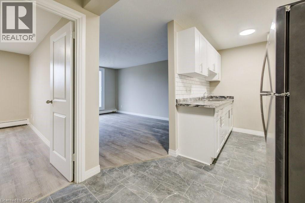 82 Elgin Street S Unit# 21, Cambridge, Ontario  N1R 5G5 - Photo 6 - 40793754