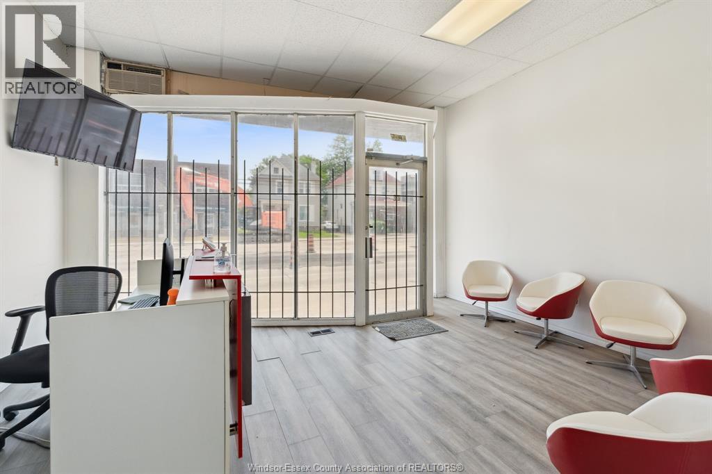 1610 University Avenue, Windsor, Ontario  N9B 1C2 - Photo 3 - 25031683