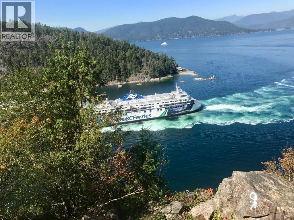 6486 BRUCE STREET, west vancouver, British Columbia