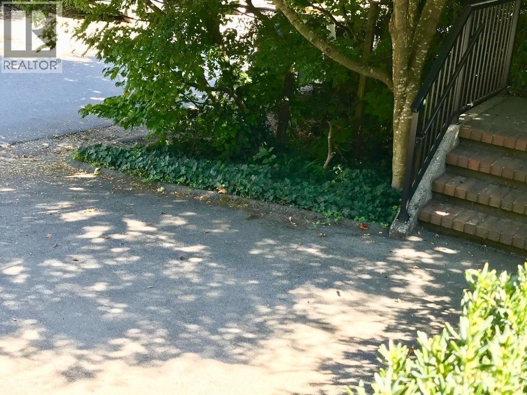 6486 Bruce Street, West Vancouver, British Columbia  V7W 2G6 - Photo 10 - R3073827