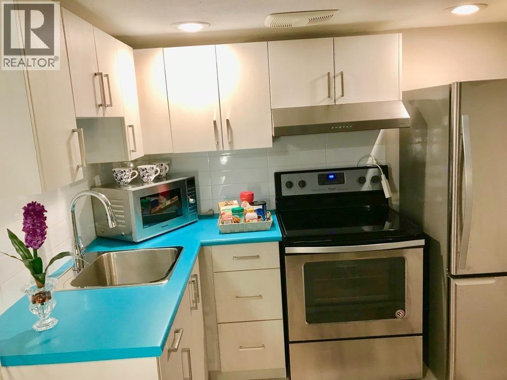 6486 Bruce Street, West Vancouver, British Columbia  V7W 2G6 - Photo 4 - R3073827