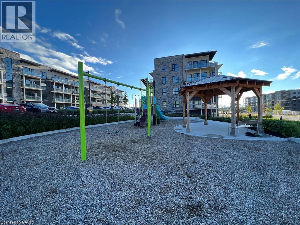 1101 Lackner Boulevard Unit# T6, Kitchener, Ontario  N2A 0L3 - Photo 2 - 40793895