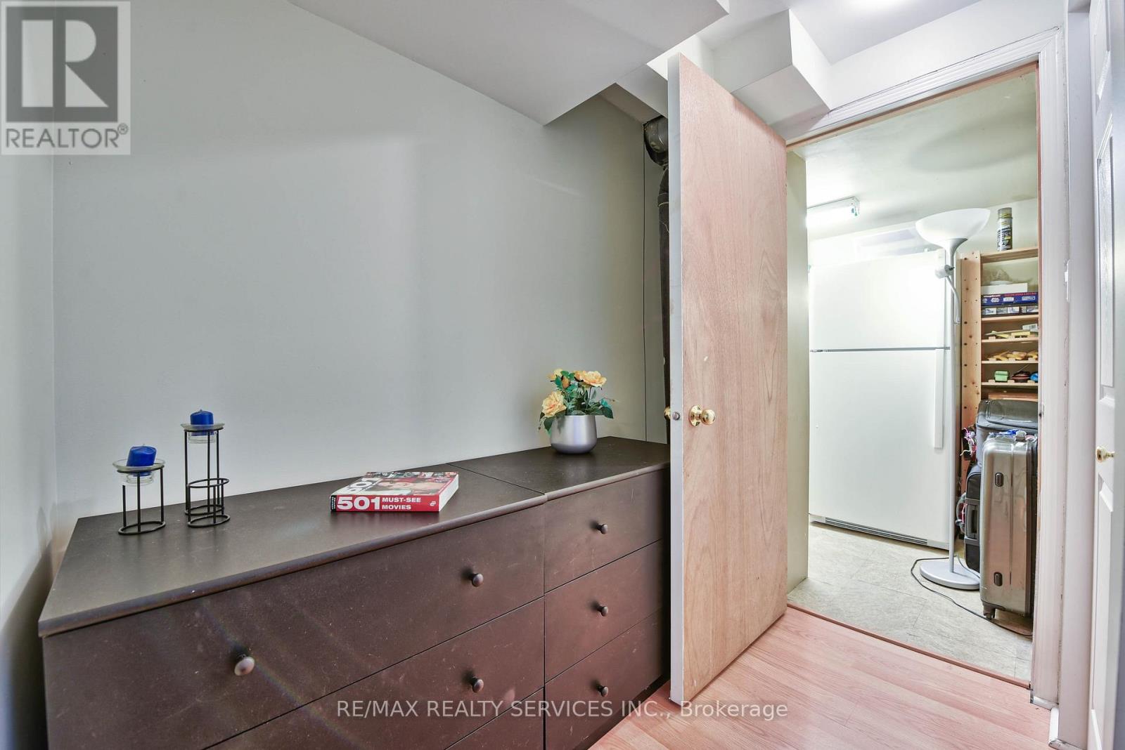 1 Daisy Court, Brampton, Ontario  L7A 1J8 - Photo 44 - W12501894