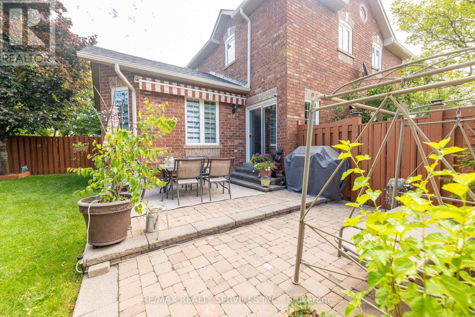 1 Daisy Court, Brampton, Ontario  L7A 1J8 - Photo 45 - W12501894