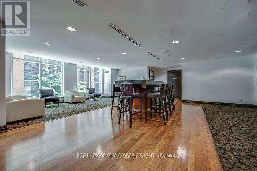 1101 - 8 Scollard Street, Toronto (Annex), Ontario  M5R 1M2 - Photo 21 - C12633564