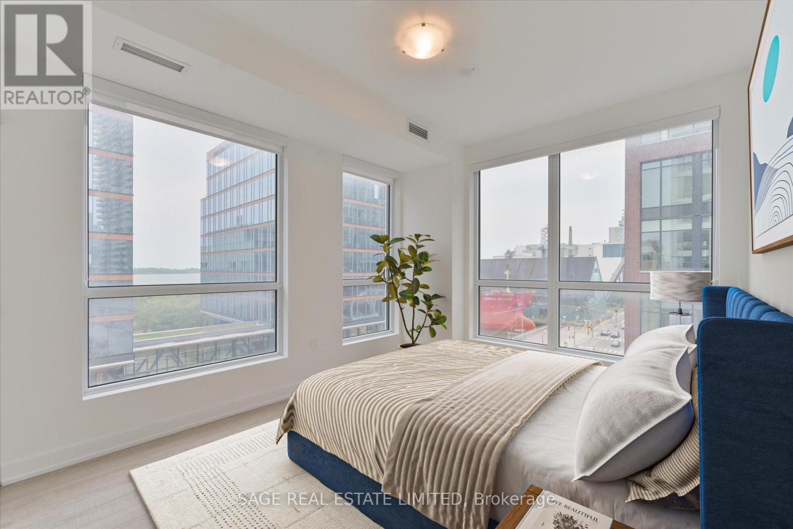 723 - 15 Richardson Street, Toronto, Ontario  M5A 0Y5 - Photo 5 - C12633570