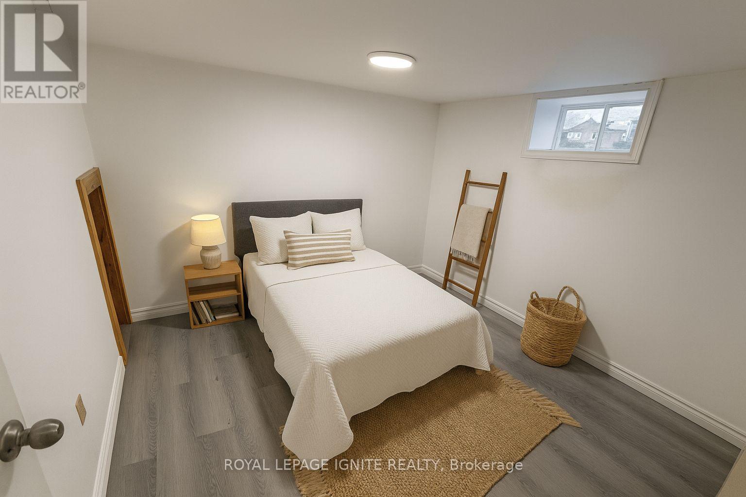 187 Twyn Rivers Drive, Pickering, Ontario  L1V 1E3 - Photo 11 - E12633508