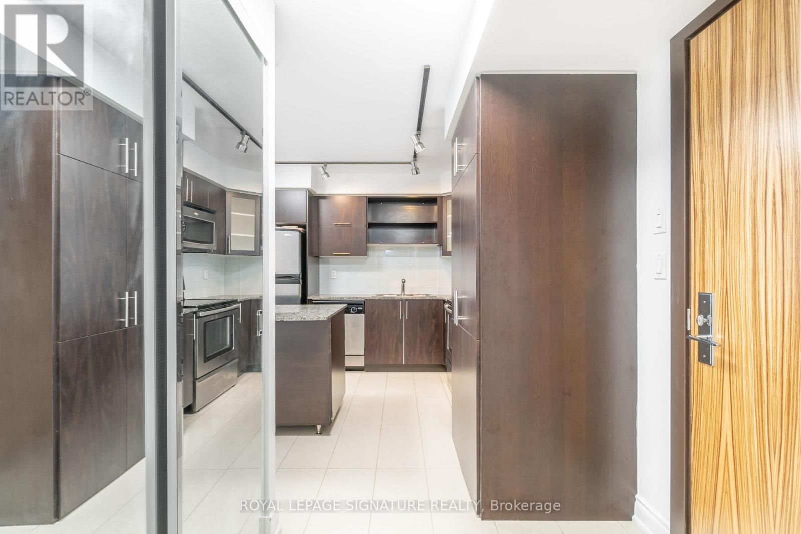 809 - 60 South Town Centre Boulevard, Markham, Ontario  L6G 0C5 - Photo 3 - N12633514