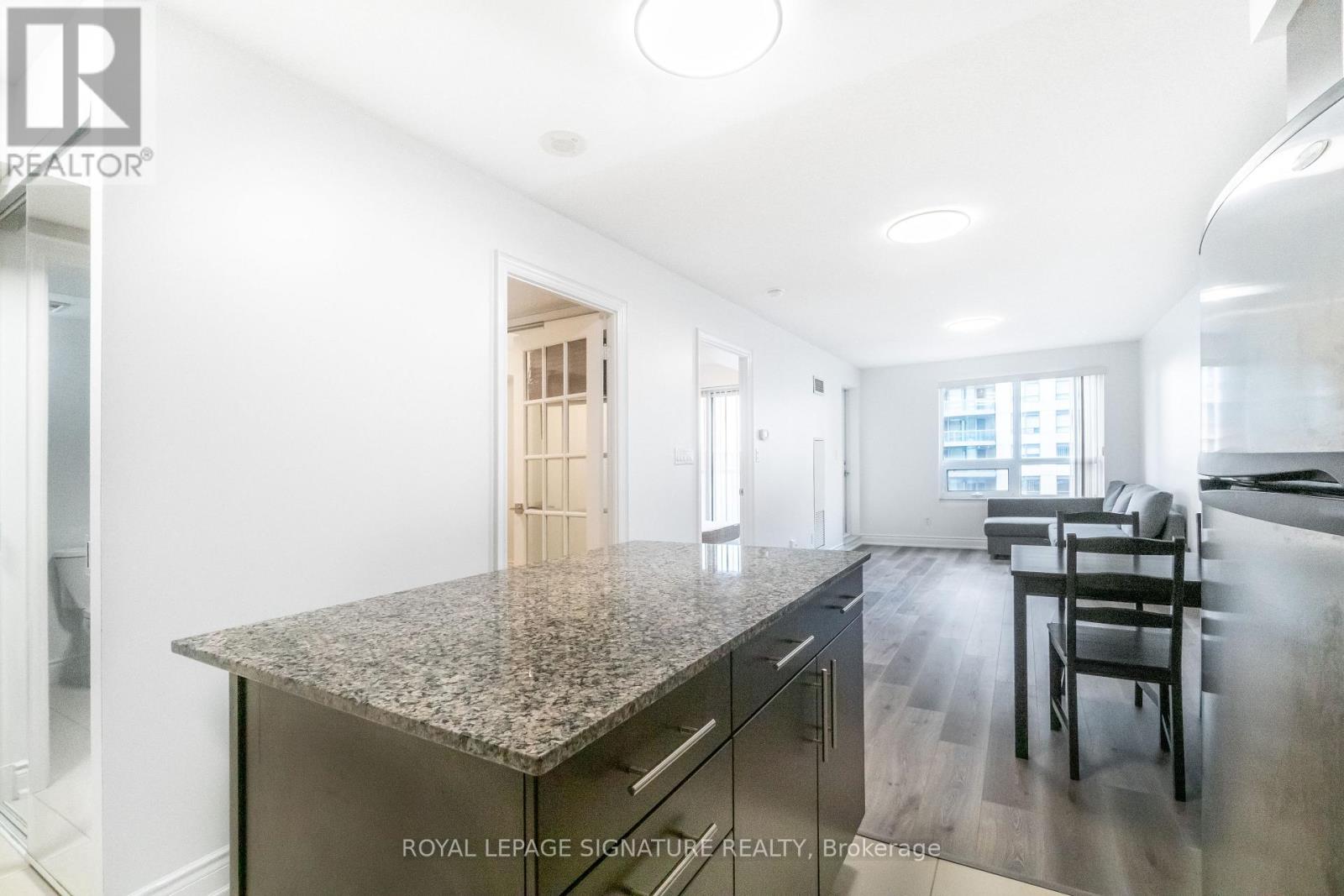 809 - 60 South Town Centre Boulevard, Markham, Ontario  L6G 0C5 - Photo 5 - N12633514