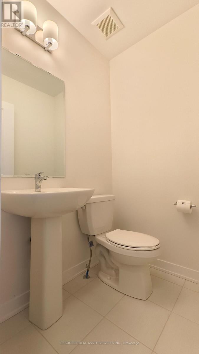 30 Freeman Williams Street, Markham, Ontario  L6C 3M7 - Photo 10 - N12633546