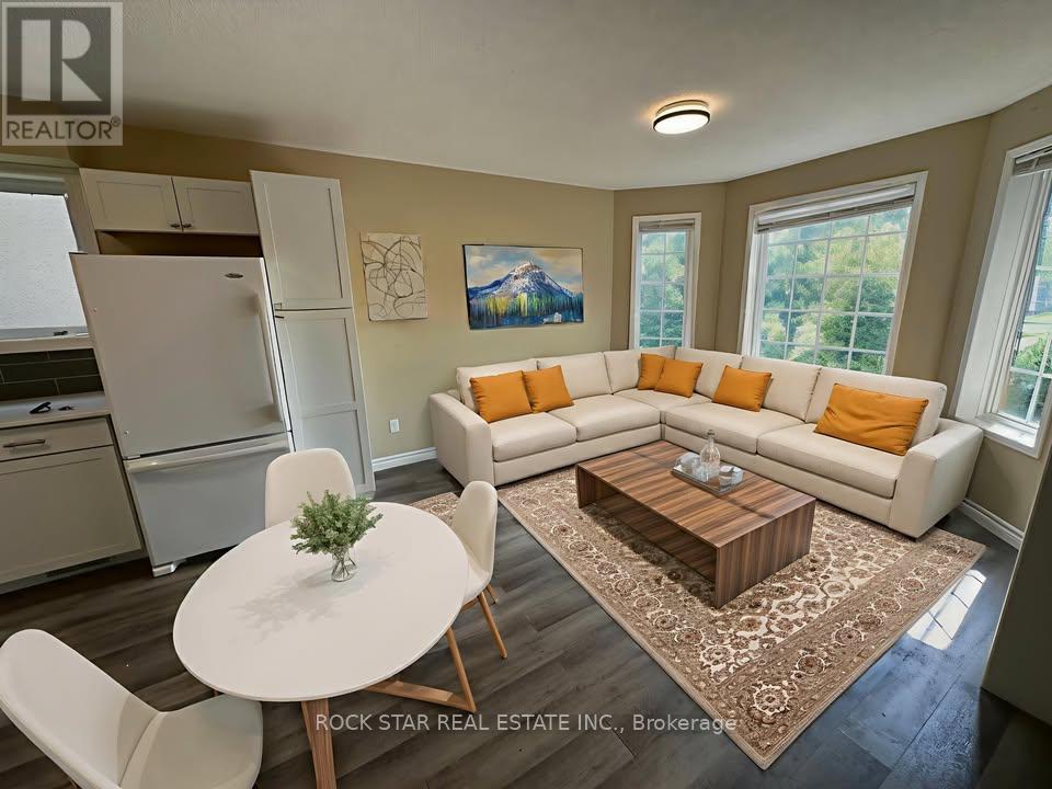 Upper - 31 Red Oak Drive, Barrie, Ontario  L4N 9M3 - Photo 4 - S12633498