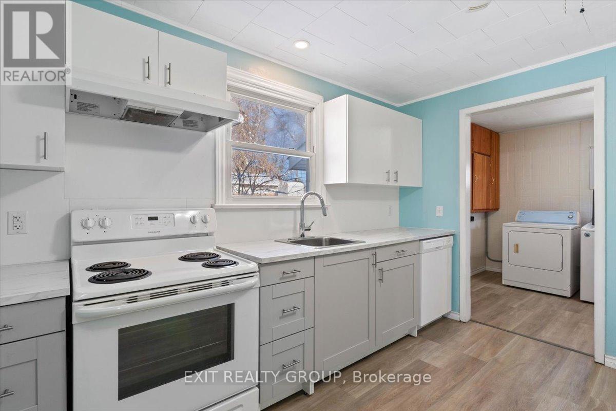 79 Louis Street, Quinte West, Ontario  K8V 2K9 - Photo 27 - X12633668