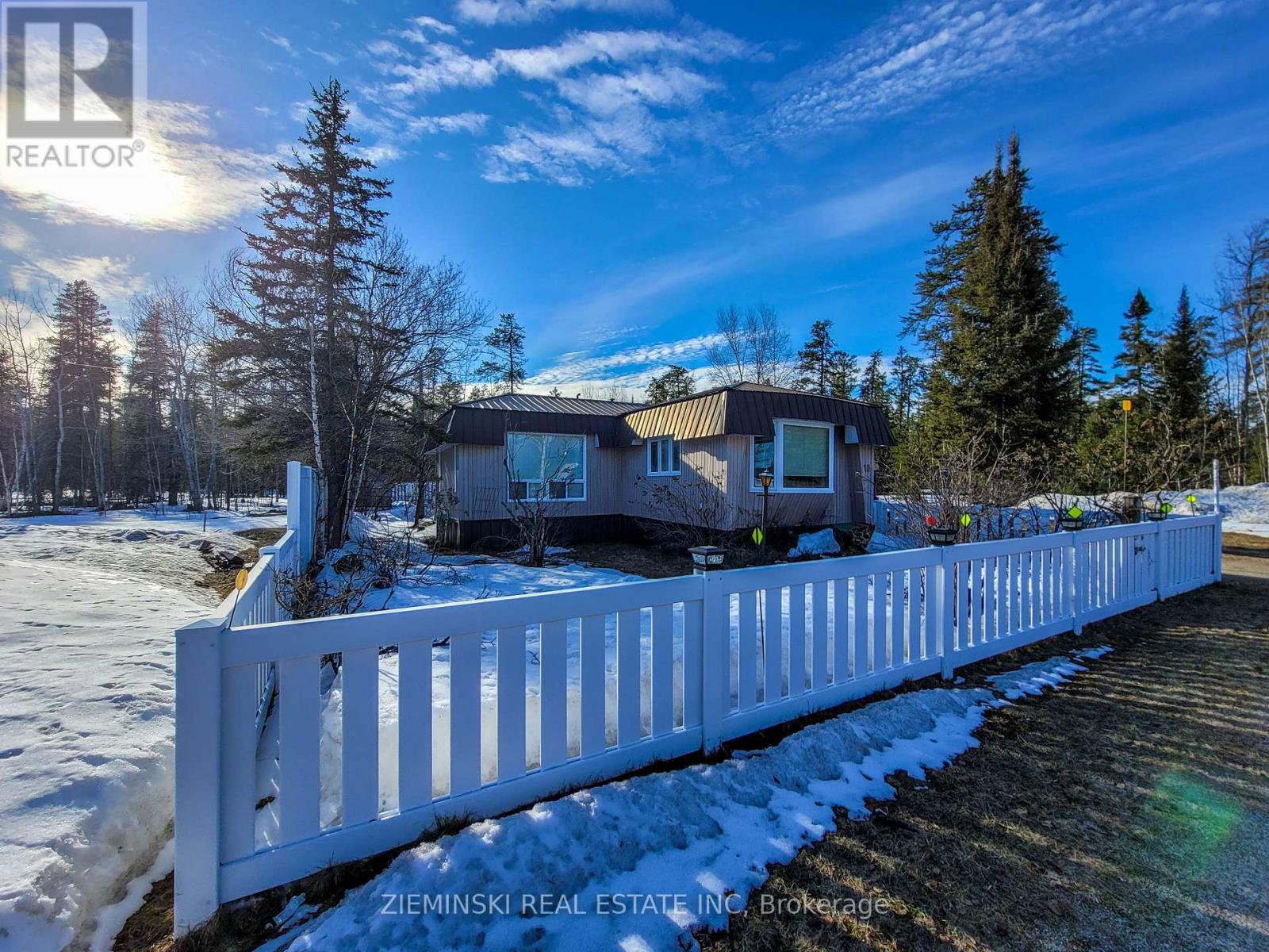 18-8885 HWY 11 HIGHWAY, Iroquois Falls, Ontario