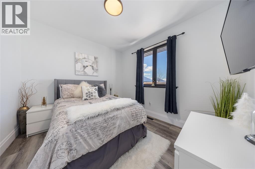 401 Rodriguez Drive, Sarnia, Ontario N7S 4M6 - Photo 22 - 25031518