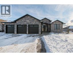 401 RODRIGUEZ DRIVE, Sarnia, Ontario