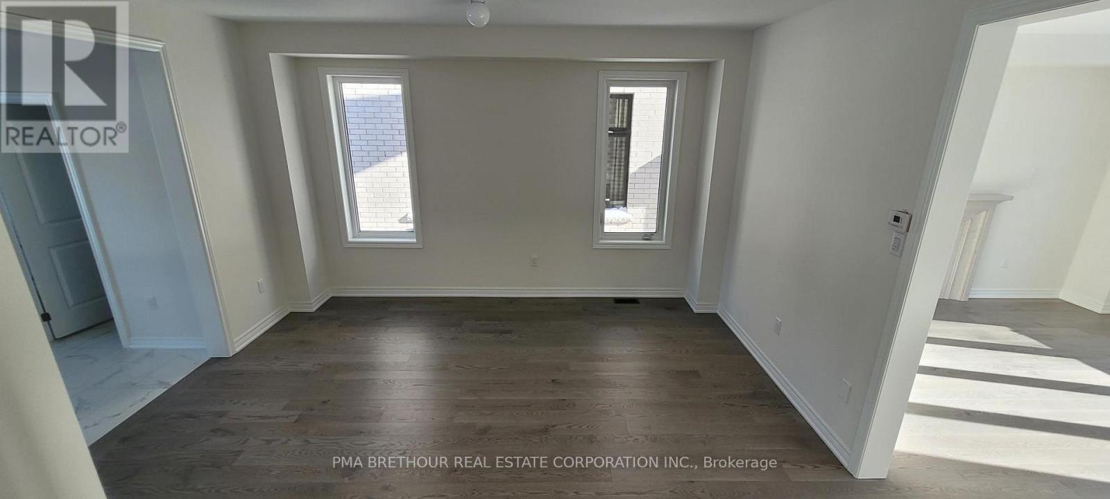 139 Dovedale Drive, Georgina, Ontario  L4P 0S6 - Photo 11 - N12392116