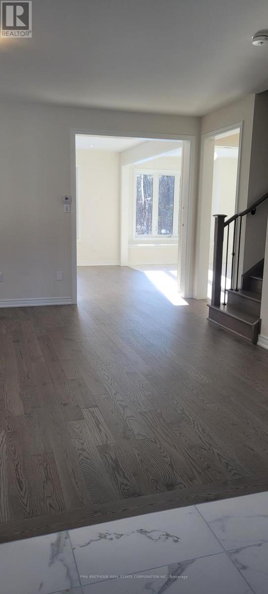 139 Dovedale Drive, Georgina, Ontario  L4P 0S6 - Photo 12 - N12392116