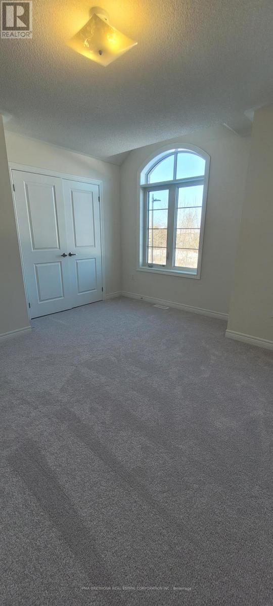 139 Dovedale Drive, Georgina, Ontario  L4P 0S6 - Photo 21 - N12392116