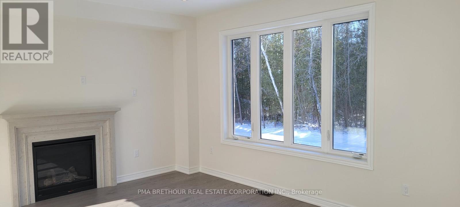 139 Dovedale Drive, Georgina, Ontario  L4P 0S6 - Photo 9 - N12392116