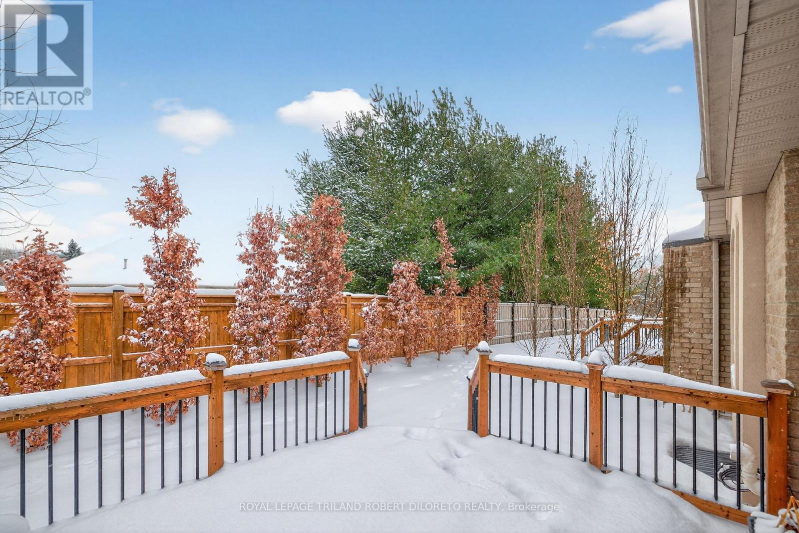 302 - 5 Wood Haven Drive, Tillsonburg, Ontario N4G 0A8 - Photo 30 - X12633616