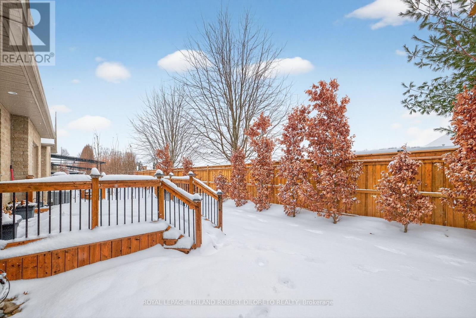 302 - 5 Wood Haven Drive, Tillsonburg, Ontario N4G 0A8 - Photo 31 - X12633616