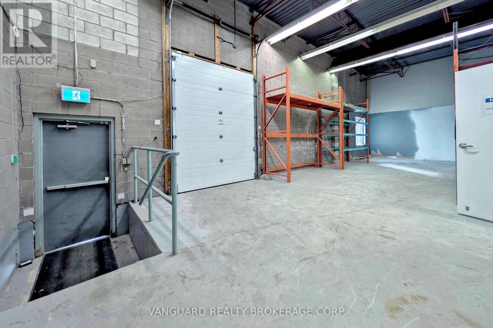 5155 Spectrum Way, Mississauga, Ontario  L4W 5A1 - Photo 15 - W12571372