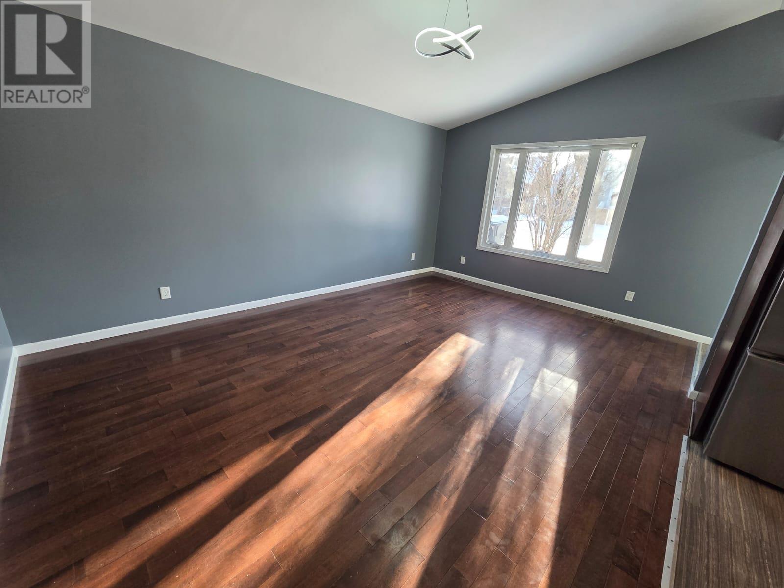 321 Amelia St W, Thunder Bay, Ontario  P7E 4A6 - Photo 8 - TB253656