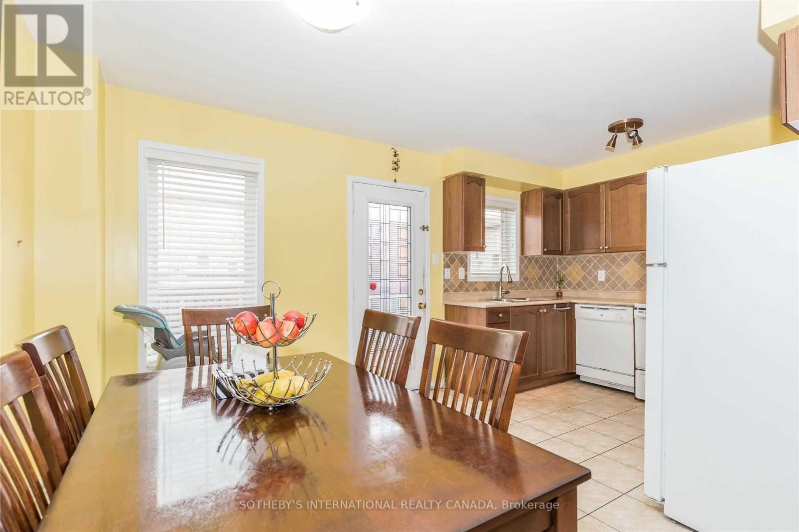 20 Tanasi Road, Brampton, Ontario  L6X 0K4 - Photo 13 - W12633486