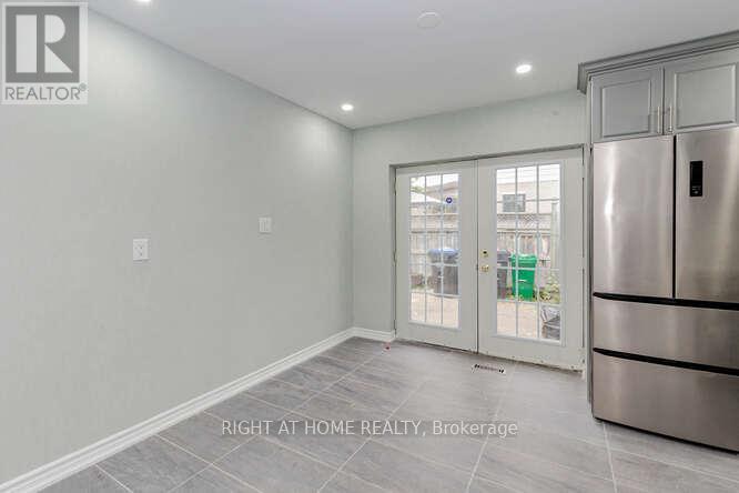 90 Greenmount Road E, Brampton, Ontario  L6S 1T8 - Photo 14 - W12633516