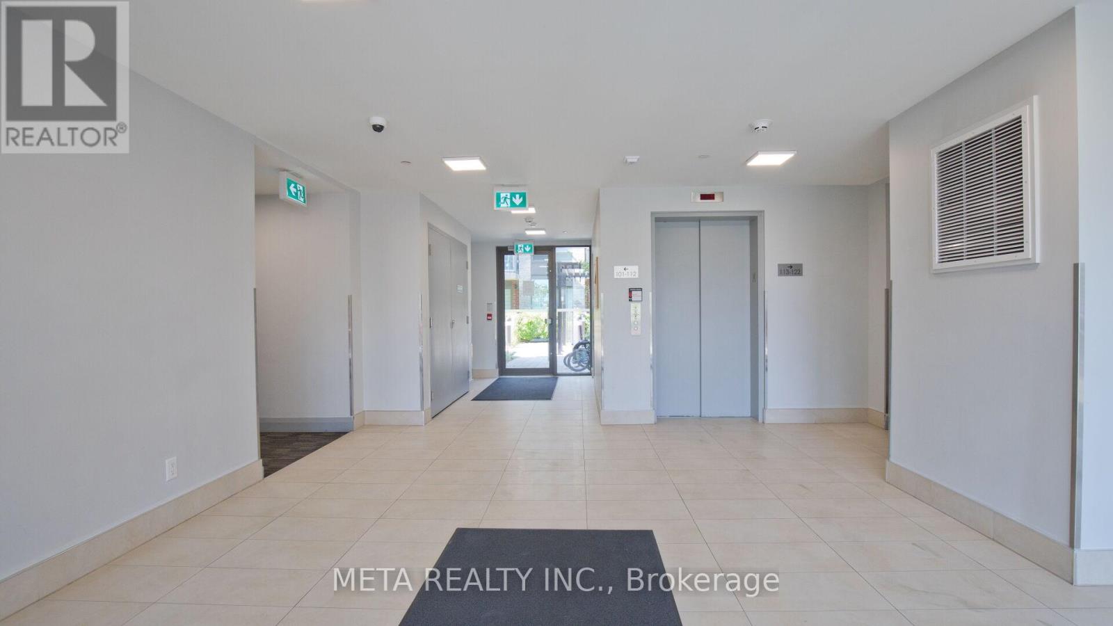 112 - 95 Attmar Drive, Brampton, Ontario  L6P 0Y6 - Photo 8 - W12633520