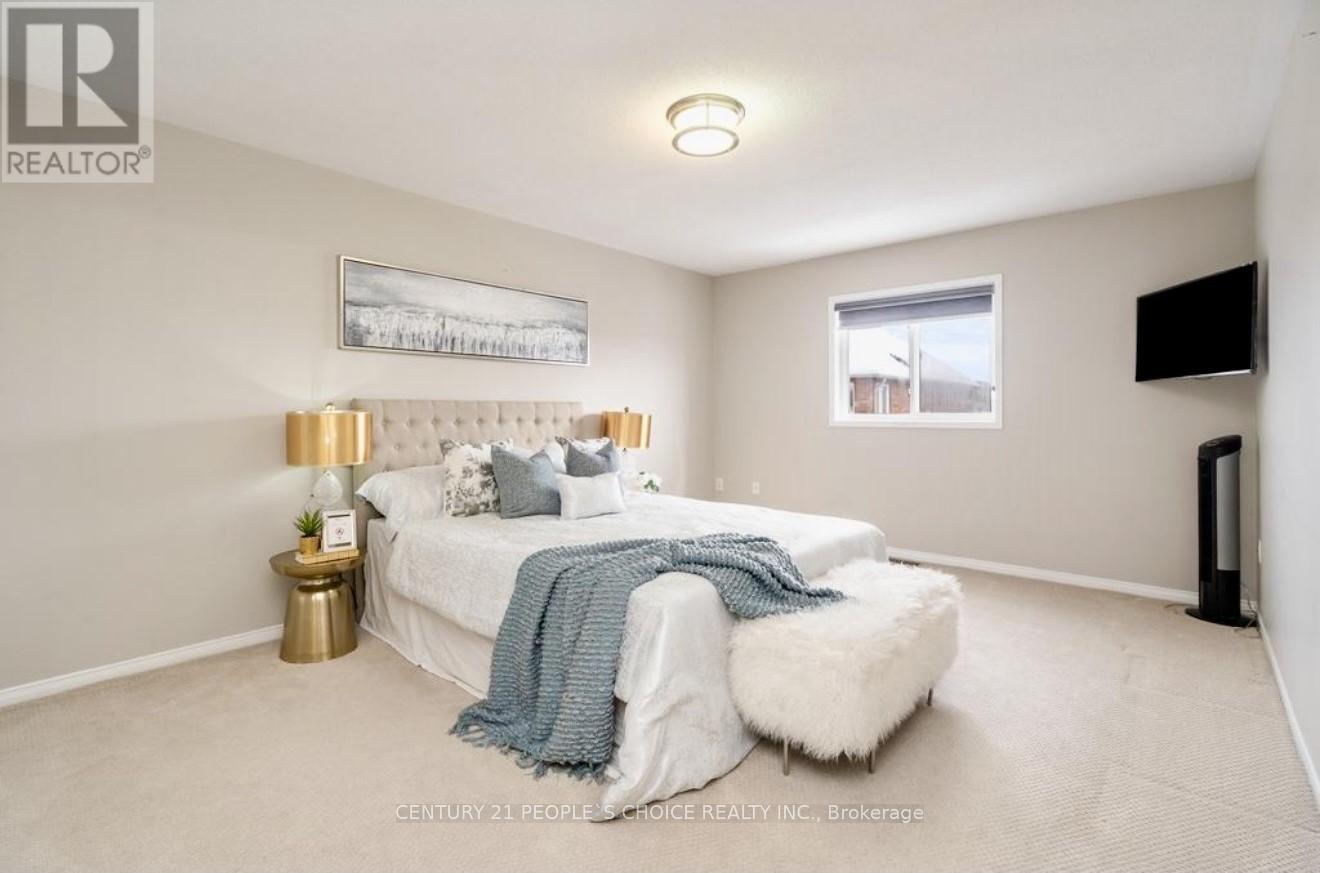 63 Northface Crescent, Brampton, Ontario  L6R 2X9 - Photo 17 - W12633528