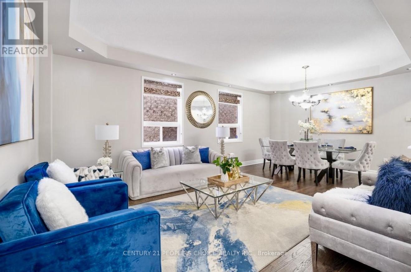 63 Northface Crescent, Brampton, Ontario  L6R 2X9 - Photo 4 - W12633528