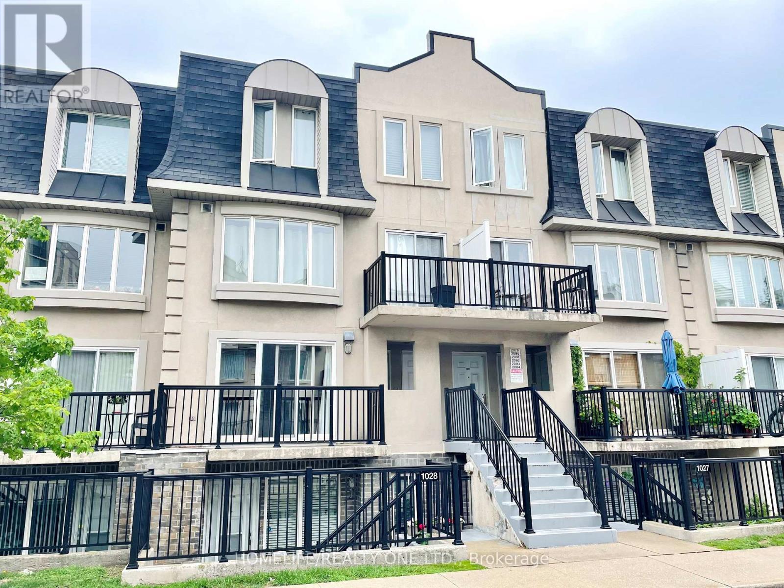 2084 - 65 GEORGE APPLETON WAY, Toronto, Ontario