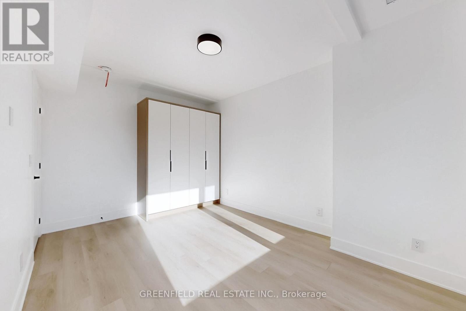 Upper - 168 Pearson Avenue, Toronto (Roncesvalles), Ontario  M6R 1G5 - Photo 19 - W12633572