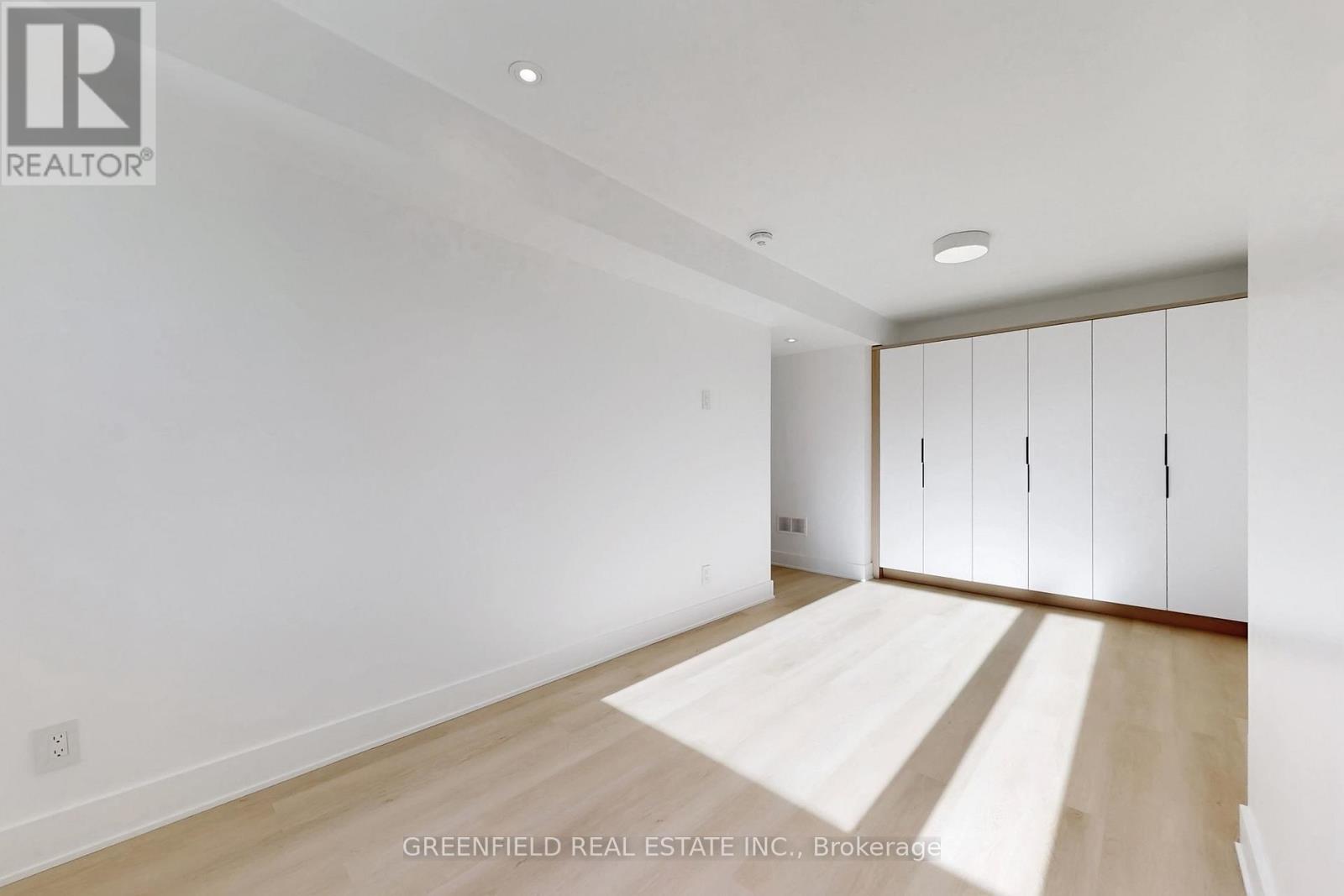 Upper - 168 Pearson Avenue, Toronto (Roncesvalles), Ontario  M6R 1G5 - Photo 29 - W12633572