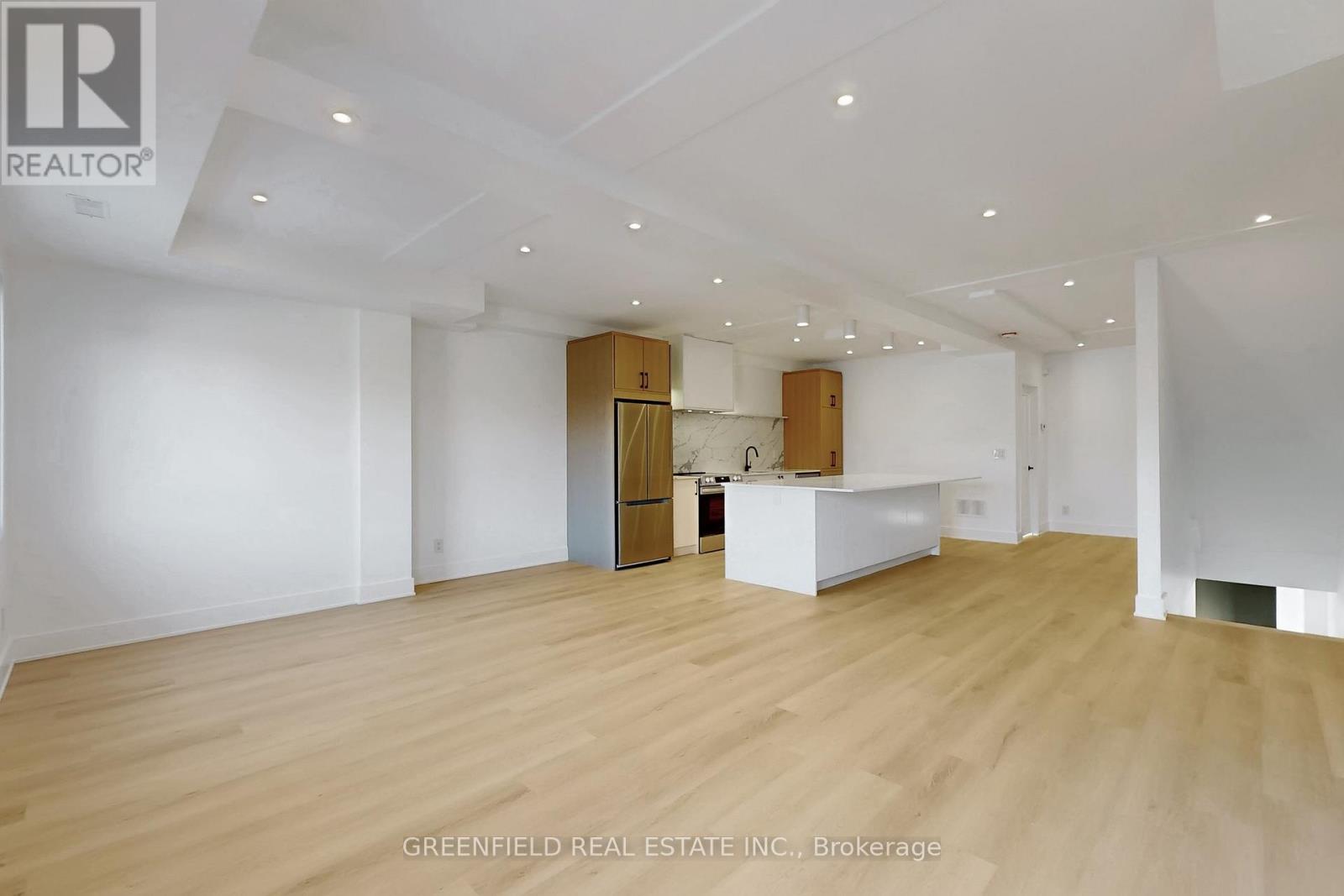 Upper - 168 Pearson Avenue, Toronto (Roncesvalles), Ontario  M6R 1G5 - Photo 3 - W12633572