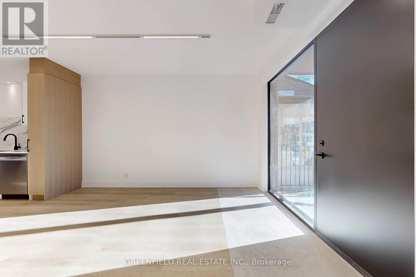 Main Floor - 168 Pearson Avenue, Toronto (Roncesvalles), Ontario  M6R 1G5 - Photo 13 - W12633576