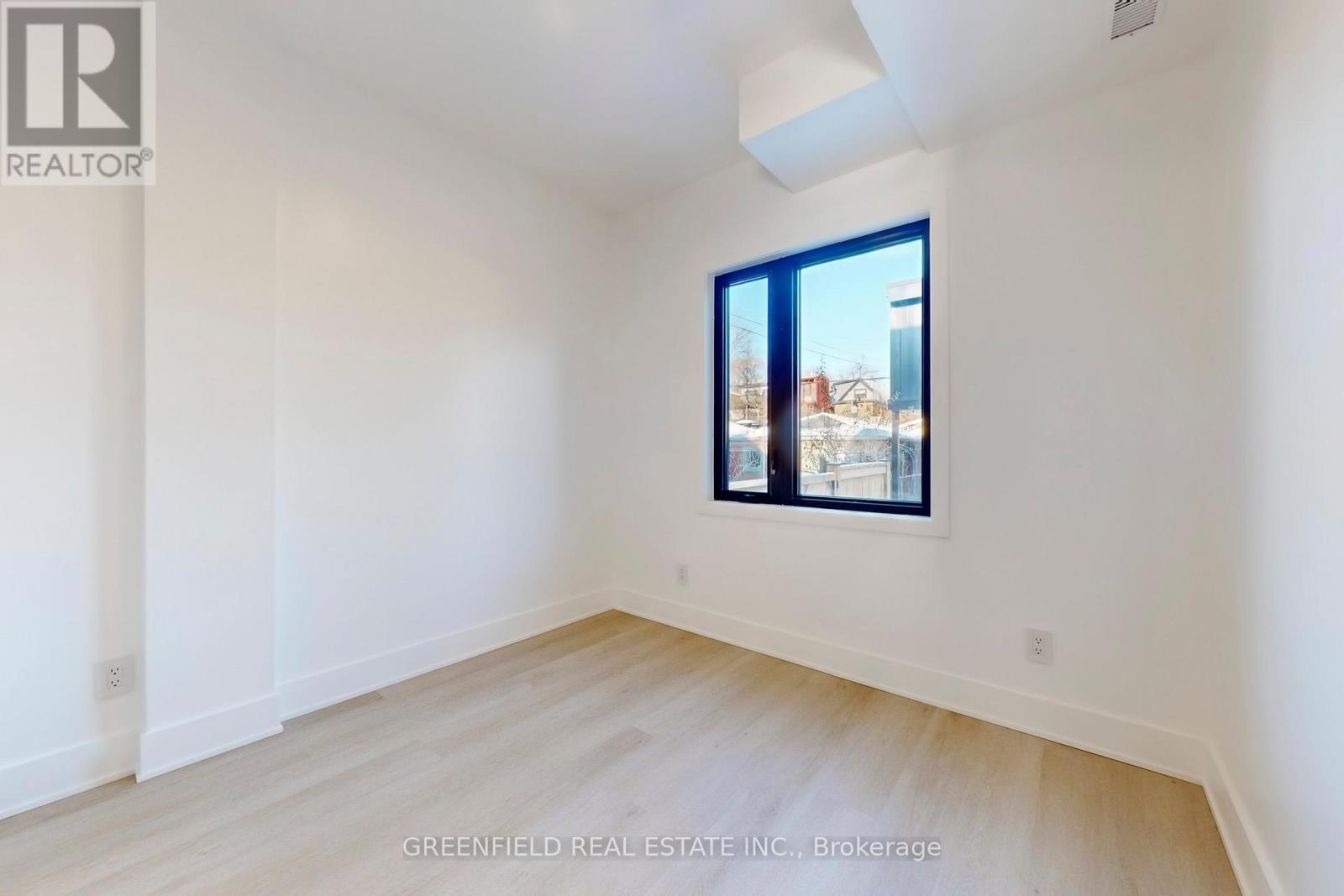 Main Floor - 168 Pearson Avenue, Toronto (Roncesvalles), Ontario  M6R 1G5 - Photo 15 - W12633576