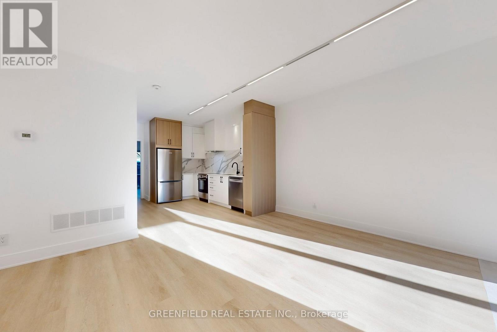 Main Floor - 168 Pearson Avenue, Toronto (Roncesvalles), Ontario  M6R 1G5 - Photo 5 - W12633576