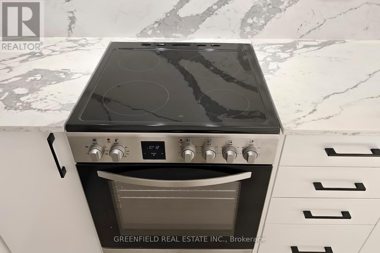 Main Floor - 168 Pearson Avenue, Toronto (Roncesvalles), Ontario  M6R 1G5 - Photo 7 - W12633576