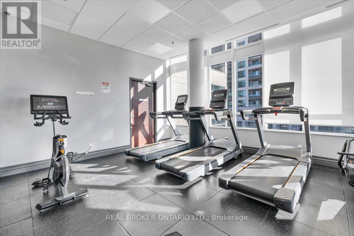 312 - 335 Rathburn Road W, Mississauga, Ontario  L5B 0C8 - Photo 28 - W12633596