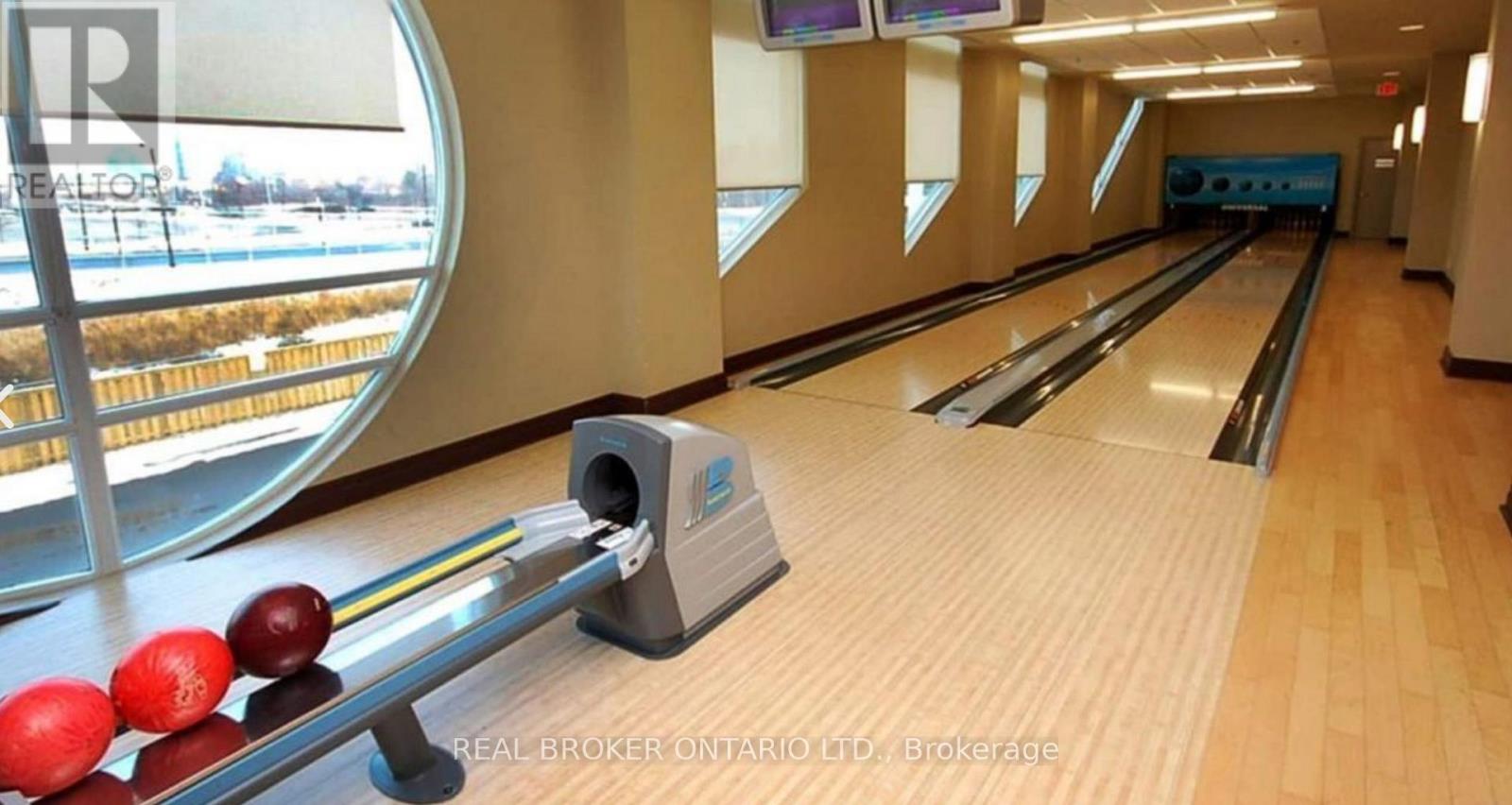 312 - 335 Rathburn Road W, Mississauga, Ontario  L5B 0C8 - Photo 38 - W12633596