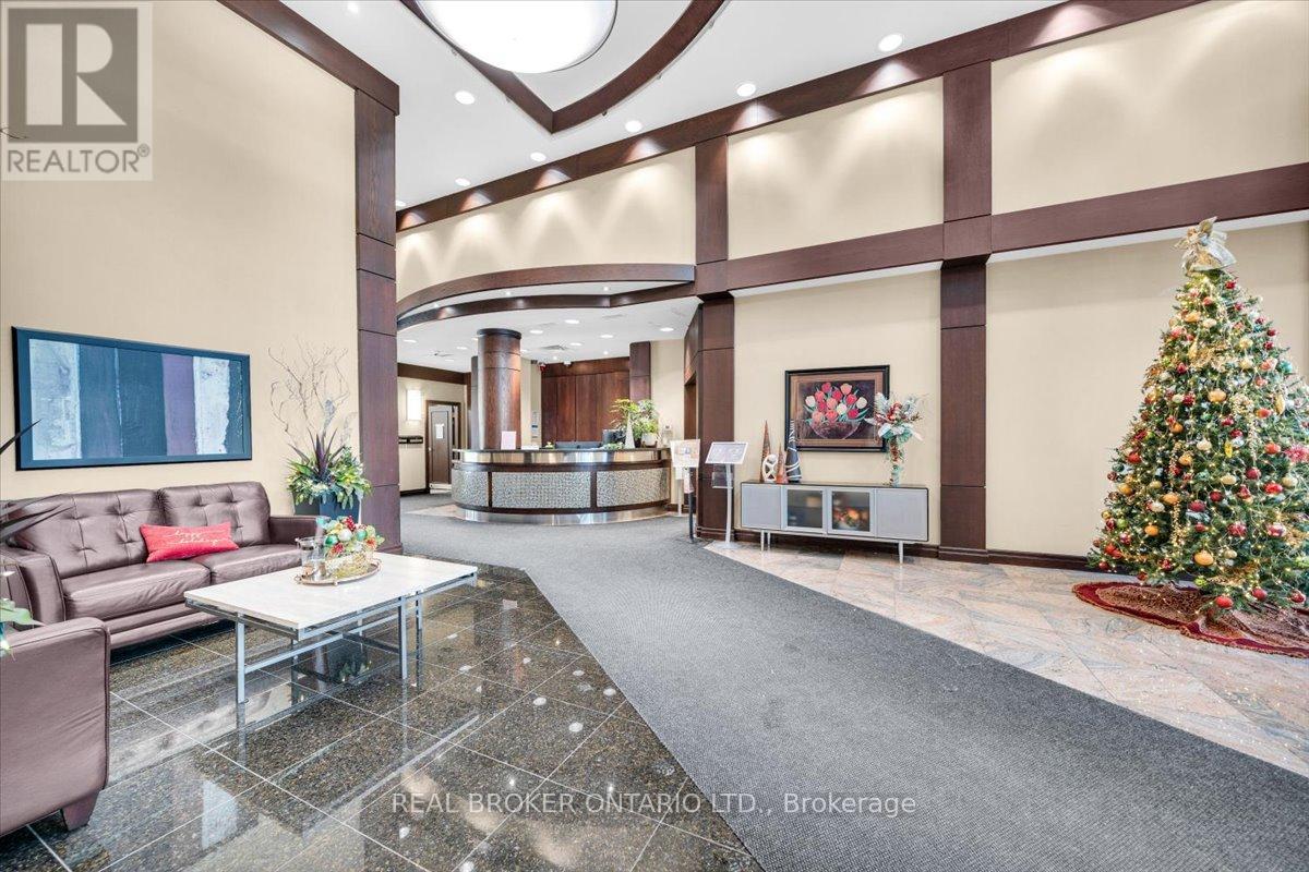 312 - 335 Rathburn Road W, Mississauga, Ontario  L5B 0C8 - Photo 4 - W12633596