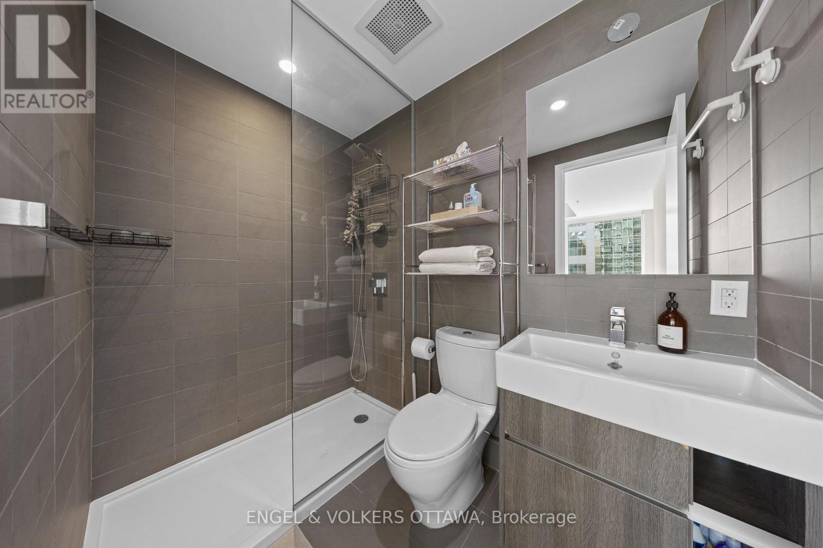 709 - 199 Slater Street, Ottawa, Ontario  K1P 0C8 - Photo 17 - X12633666