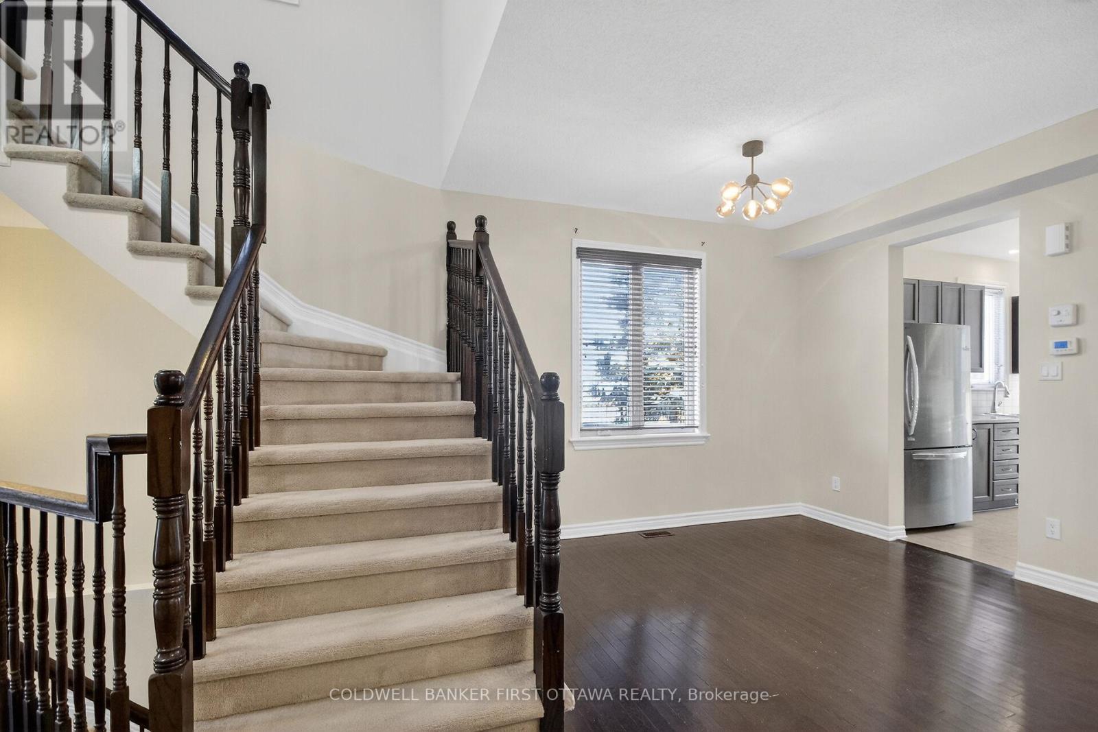 184 Highbury Park Drive, Ottawa, Ontario  K2J 5Y1 - Photo 9 - X12633700