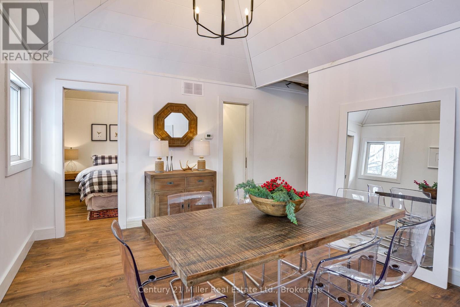 1279 Carlingford Road, Muskoka Lakes, Ontario  P0B 1J0 - Photo 19 - X12633714