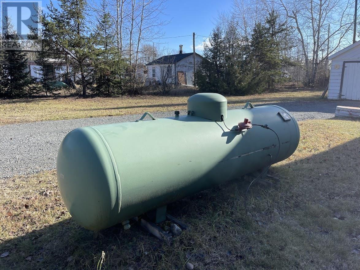 13 1st St, Hillsport, Ontario  P0T 2C0 - Photo 39 - TB253659